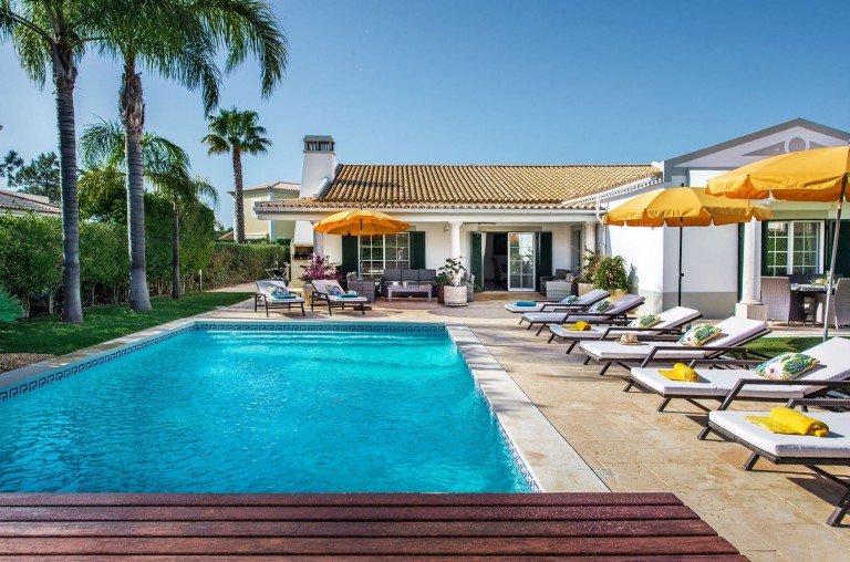 Villa Rentals Vilamoura No Booking Fees