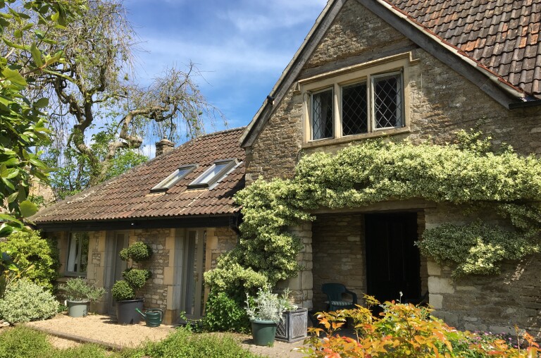 Holiday Cottages Devizes, Wiltshire No Booking Fees
