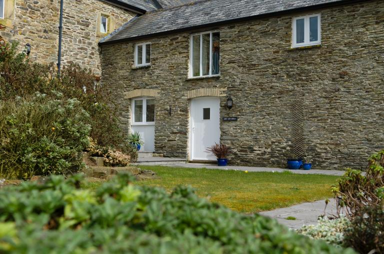 Holiday Cottages St Newlyn East, Newquay, Cornwall No Booking Fees