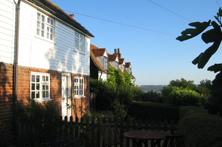 Holiday Cottages BurnhamOnCrouch, Essex No Booking Fees