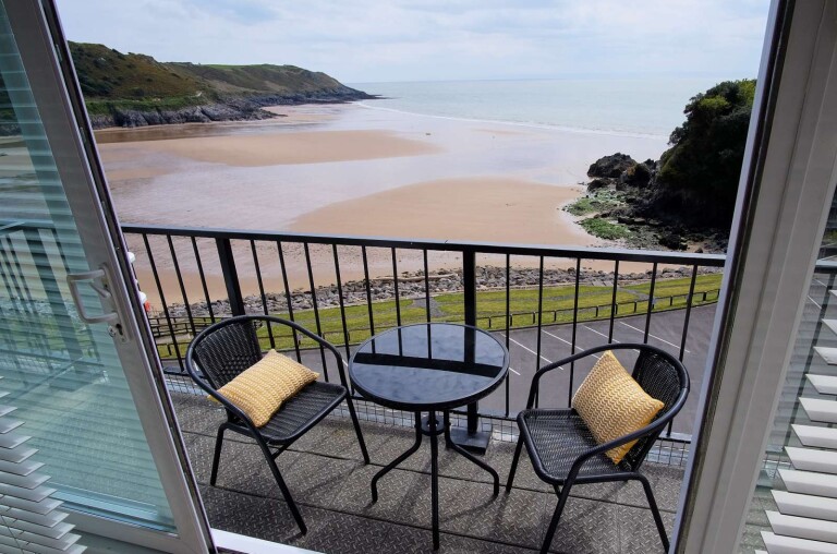 Holiday Cottages Three Cliffs Bay No Booking Fees